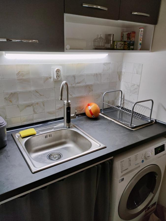 Apartamento Студио В Центъра На Бургас Exterior foto
